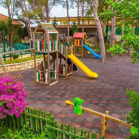 Champion Village Курортный комплекс