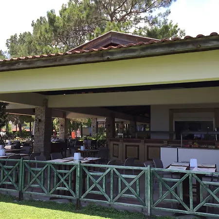 Rezort Champion Village 5*